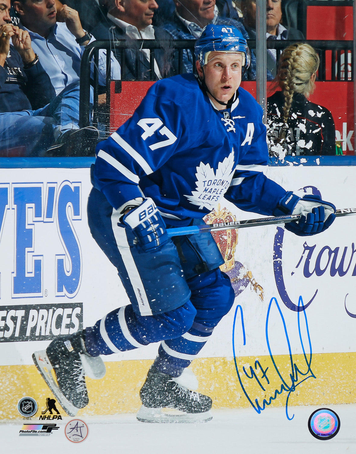 Leo Komarov Signed Toronto Maple Leafs Hockey 11x14 Photo