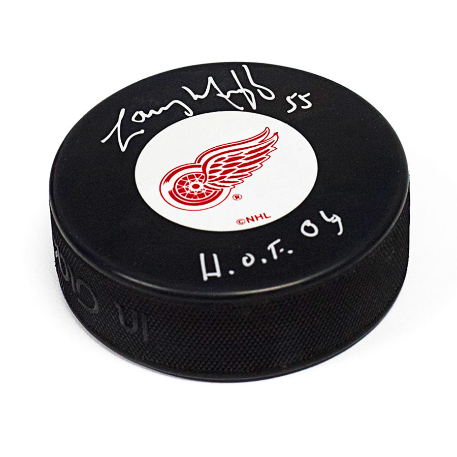Larry Murphy Detroit Red Wings Signed Hockey Puck with HOF Note
