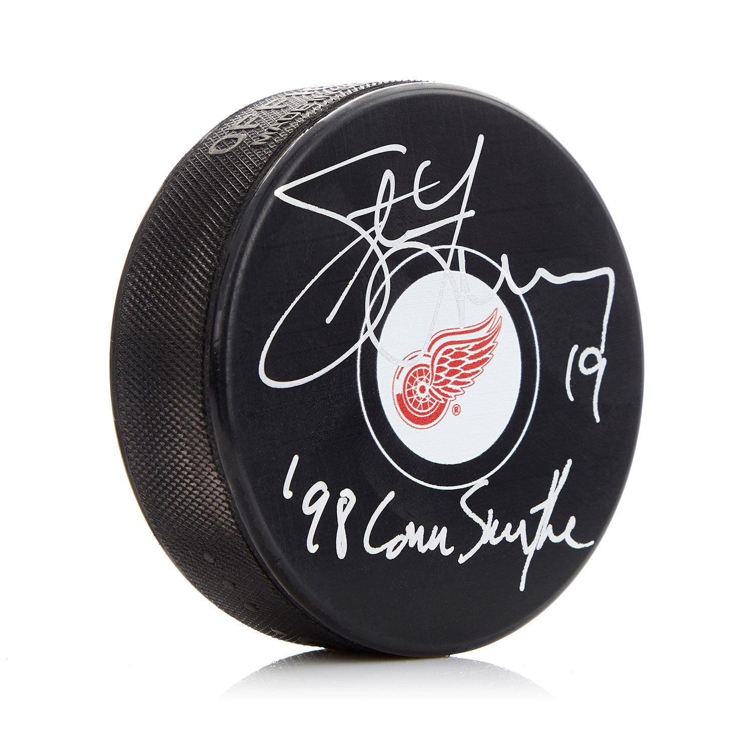 Steve Yzerman Signed Detroit Red Wings Puck with 98 Conn Smythe Note