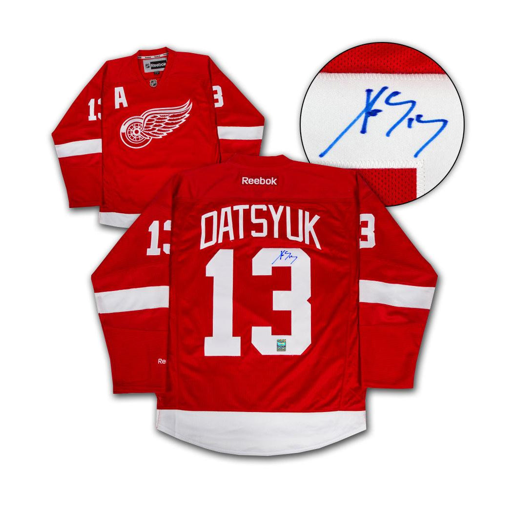 Pavel Datsyuk Signed Detroit Red Wings Home Jersey - Heritage Hockey™