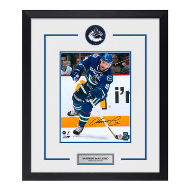 Markus Naslund Signed Vancouver Canucks Puck Logo 23x27 Frame