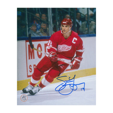 Steve Yzerman Autographed Detroit Red Wings Hockey 8x10 Photo