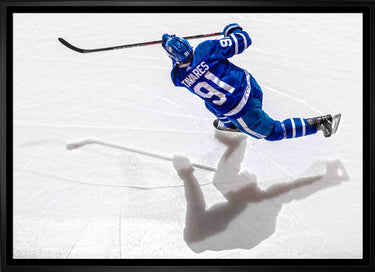 John Tavares Toronto Maple Leafs Framed  20x29 Shooting Canvas - Frameworth Sports Canada 