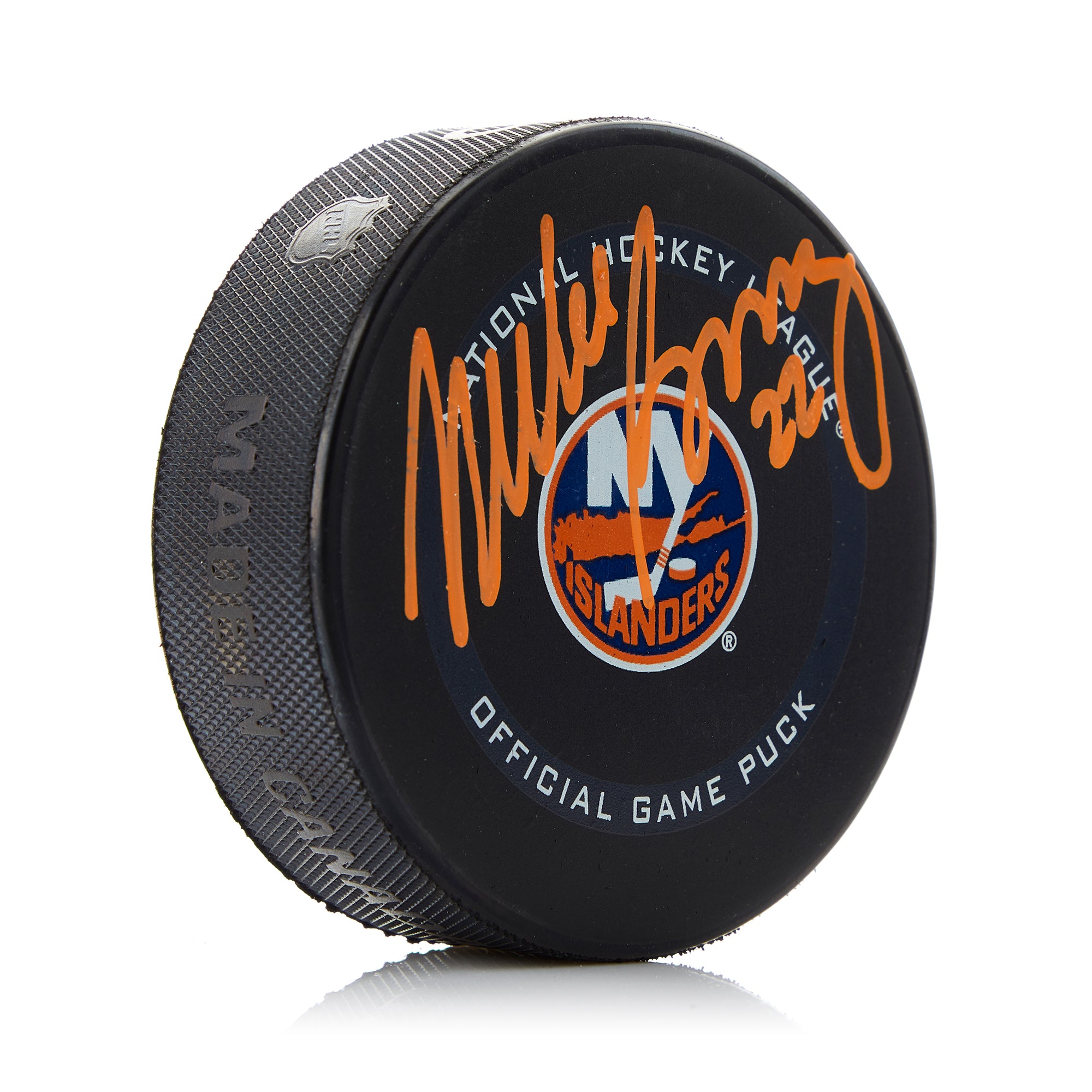 Mike Bossy New York Islanders Signed Official Game Puck