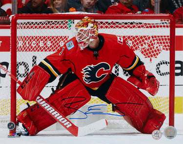 Brian Elliot Signed Calgary Flames Goalie 11x14 Photo