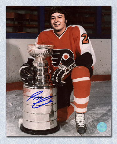 Reggie Leach Philadelphia Flyers Autographed Stanley Cup 8x10 Photo