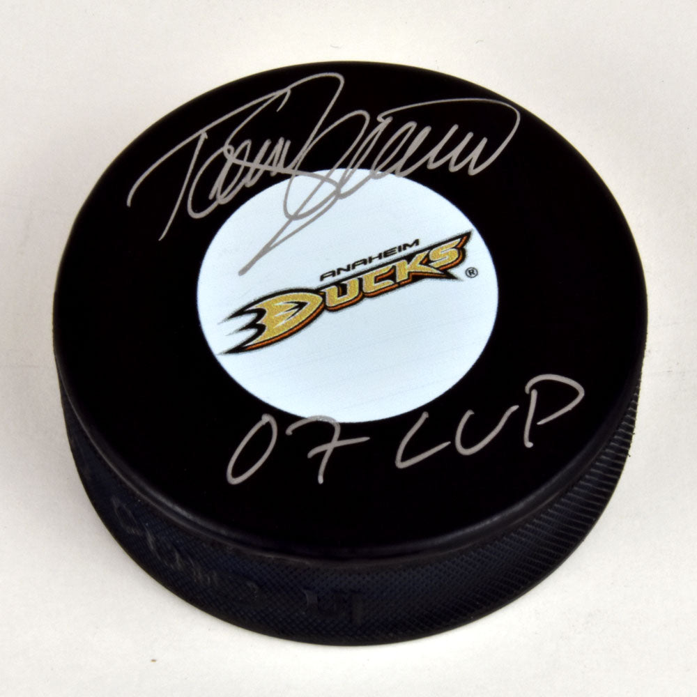 Teemu Selanne Anaheim Ducks Autographed Hockey Puck with 07 Cup Note