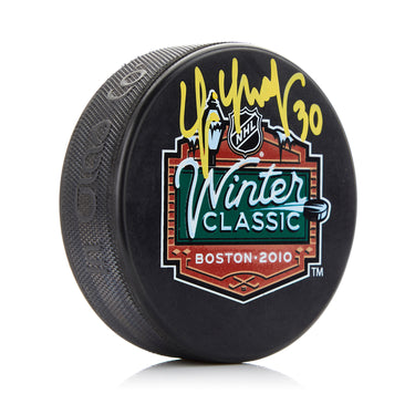 Tim Thomas Signed Boston Bruins 2010 Winter Classic Puck